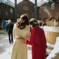 Silvia de Suecia, muy cariñosa con Mary de Dinamarca en el Real Instituto de Tecnología de Estocolmo