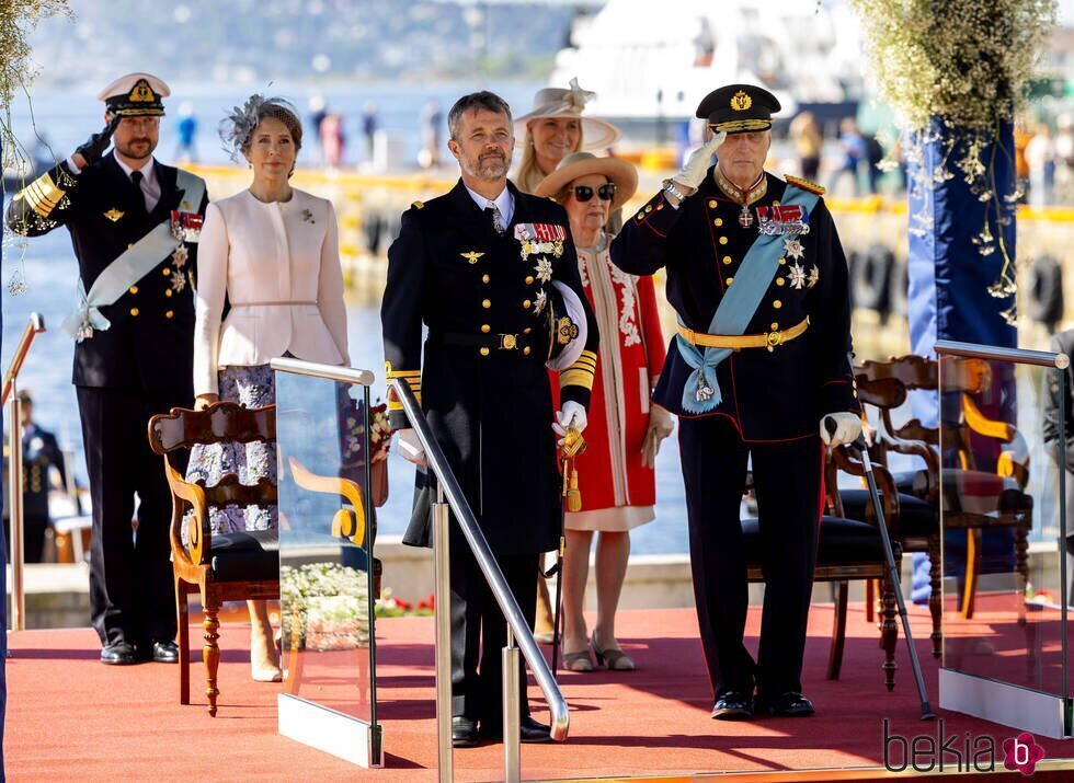 La Familia Real Noruega y Federico y Mary de Dinamarca en la Visita de Estado de los Reyes de Dinamarca a Noruega