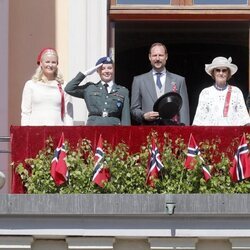 La Familia Real Noruega en el Día Nacional de Noruega 2024