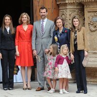 Los Reyes Felipe y Letizia, la Princesa Leonor y la Infanta Sofía, la Reina Sofía y las Infantas Elena y Cristina