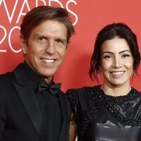 Manuel Díaz 'El Cordobés' y Virginia Troconis en la alfombra roja de los ELLE Style Awards 2024