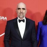 Luis Tosar y Luisa Mayol en la alfombra roja de los ELLE Style Awards 2024