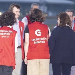 La Reina Letizia en su recepción en el aeropuerto de Ciudad de Guatemala al comienzo de su Viaje de Cooperación a Guatemala