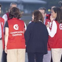 La Reina Letizia en su recepción en el aeropuerto de Ciudad de Guatemala al comienzo de su Viaje de Cooperación a Guatemala