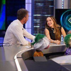 Camilo y Evaluna charlando con Pablo Motos en 'El Hormiguero'