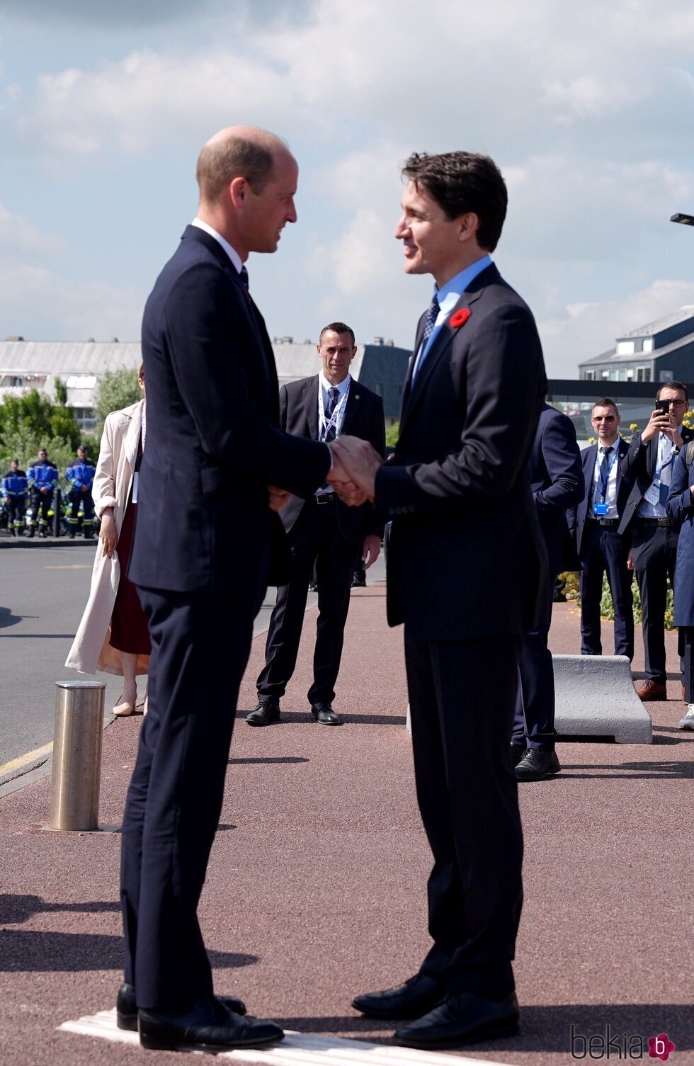 El Príncipe Guillermo y Justin Trudeau en el 80 aniversario del Desembarco de Normandía