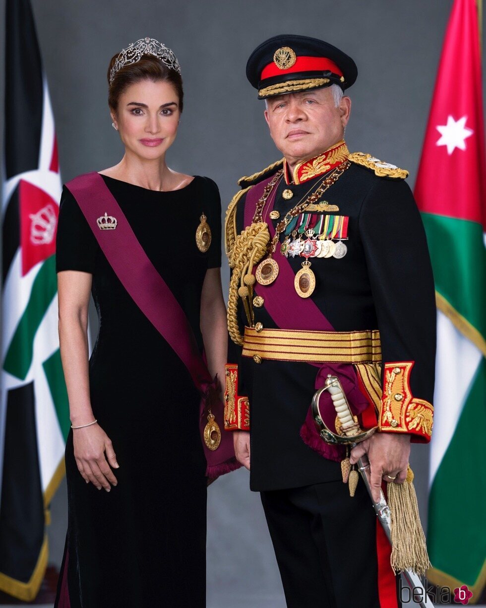 Foto oficial de Abdalá y Rania de Jordania por el Jubileo de Plata de Abdalá de Jordania