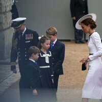 Kate Middleton con los Príncipes George, Charlotte y Louis en la Horse Guard Parade durant el Trooping the Colour 2024