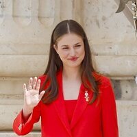 La Princesa Leonor en el balcón del Palacio Real en la celebración del décimo aniversario del reinado de Felipe VI