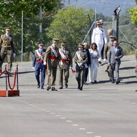 El Rey Felipe VI y la Princesa Leonor a su llegada a la entrega de Despachos en la Academia General Básica de Suboficiales de Talarn