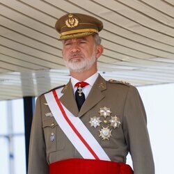 El Rey Felipe VI en la entrega de Despachos en la Academia General Básica de Suboficiales de Talarn