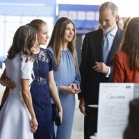 Los Reyes Felipe y Letizia, la Princesa Leonor y la Infanta Sofía a su llegada a los Premios Princesa de Girona 2024