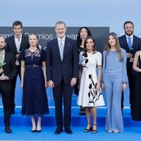 La Familia Real con los galardonados en los Premios Princesa de Girona 2024