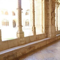 La Princesa Leonor  visitando el Monasterio de los Jerónimos en su primer viaje oficial a Portugal