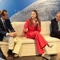 La Princesa Leonor hablando en una reunión en el Oceanario de Lisboa en su primer viaje oficial a Portugal