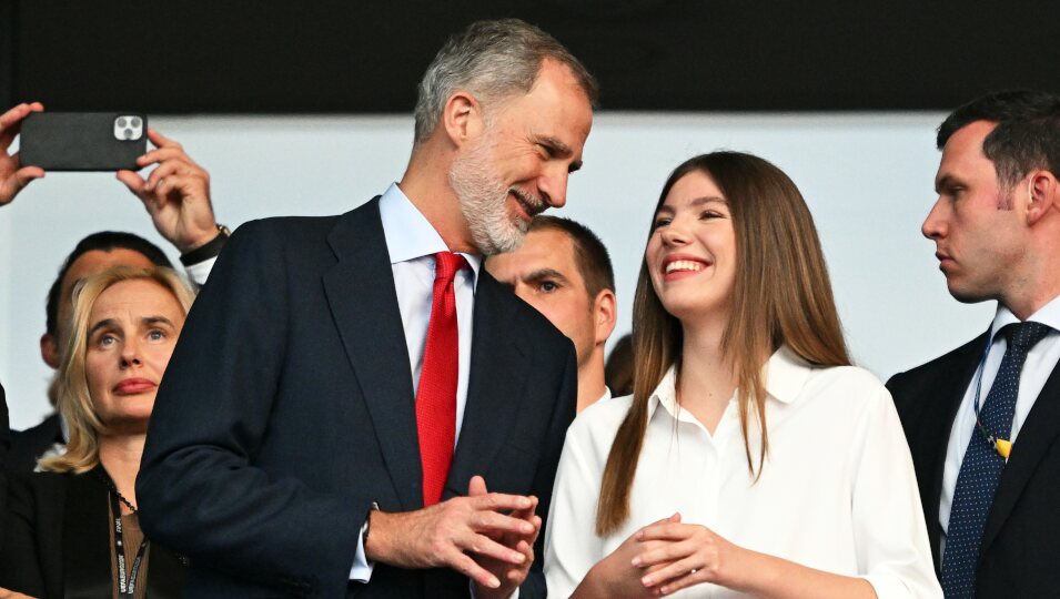 El Rey Felipe y la Infanta Sofía disfrutan de la final de la Eurocopa 2024