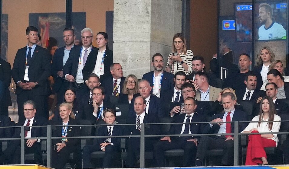 El Príncipe Guillermo, el Príncipe George, el Rey Felipe VI y la Infanta Sofía en la final de la Eurocopa 2024 entre España e Inglaterra 