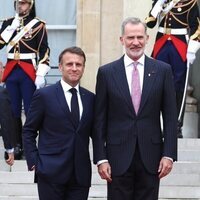 El Rey Felipe con Emmanuel y Brigitte Macron en la Ceremonia de Apertura de la Juegos Olímpicos 2024 de París