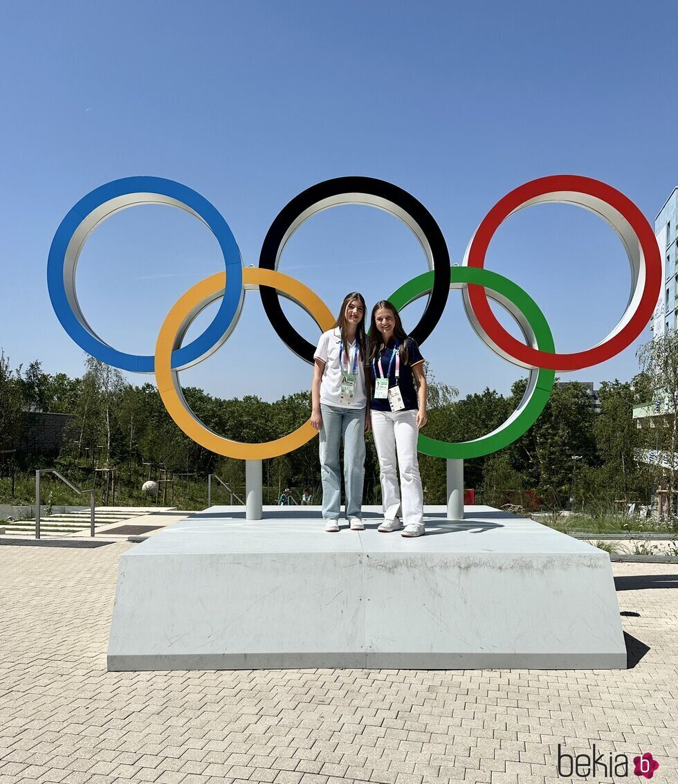 La Princesa Leonor y la Infanta Sofía en la Villa Olímpica de París 2024