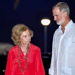 La Reina Sofía y Felipe VI en una cena en un restante de Portitxol durante sus vacaciones en Mallorca