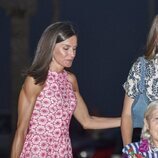 La Reina Letizia, la Princesa Leonor y Tatiana Radziwill en una cena en un restante de Portitxol durante sus vacaciones en Mallorca