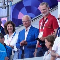 Carlos Gustavo y Silvia de Suecia, el Rey Felipe VI y Amalia de Holanda en los Juegos Olímpicos de París 2024