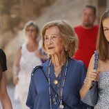 La Reina Sofía con sus nietas la Princesa Leonor y la Infanta Sofía por Mallorca