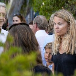 Carla Goyanes en el funeral de su padre, Carlos Goyanes