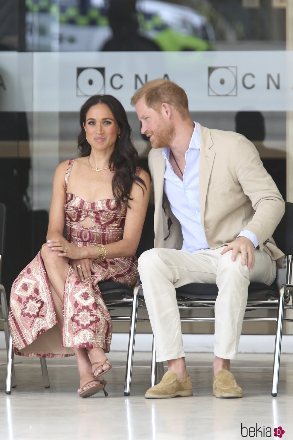 El Príncipe Harry y Meghan Markle en el Centro Nacional de las Artes Delia Zapata en Colombia