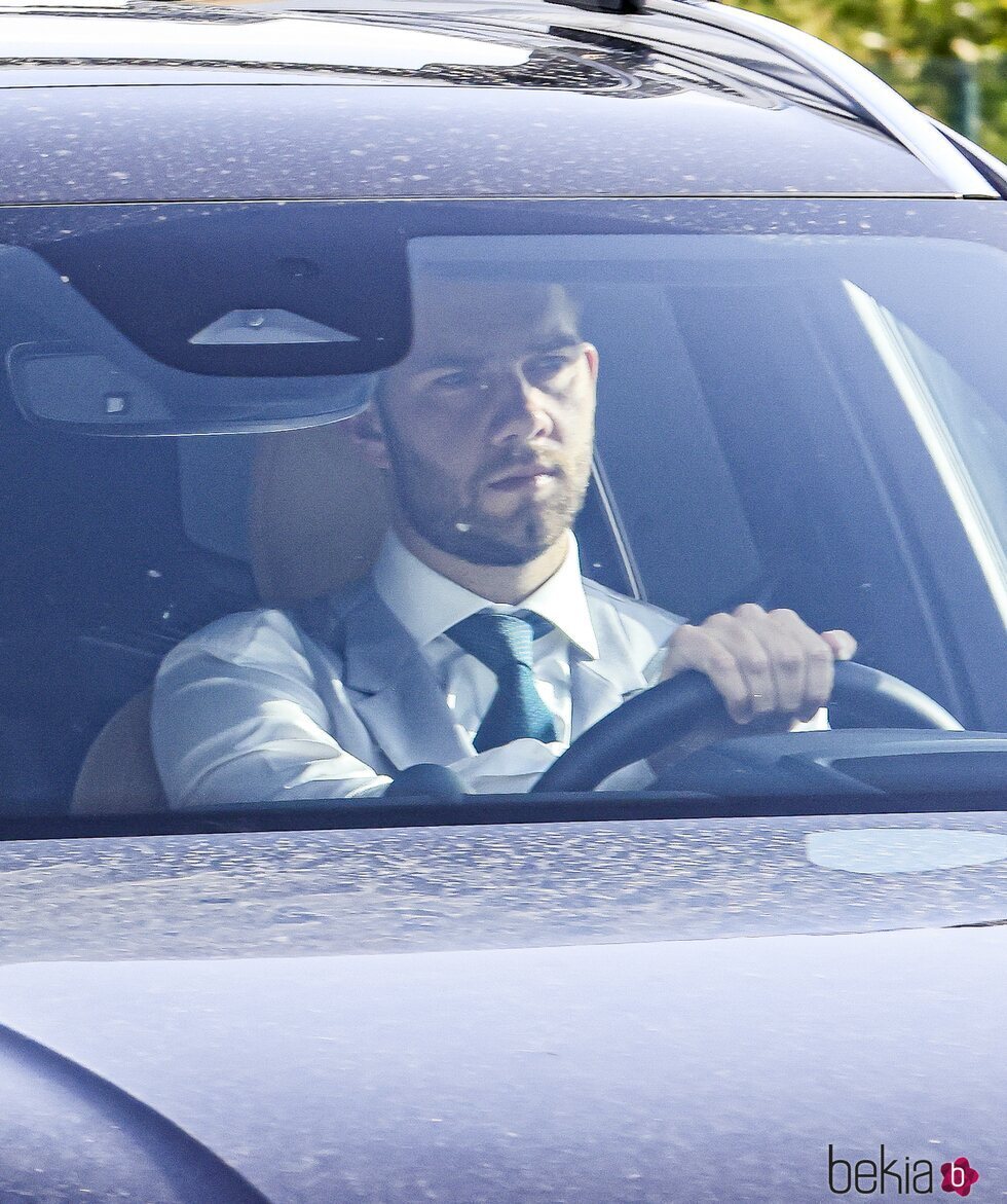 Juan Urdangarin conduciendo en la boda de Victoria López-Quesada y Enrique Moreno de la Cova