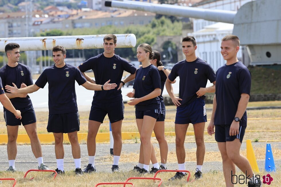 La Princesa Leonor, en una competición deportiva con sus compañeros de la Escuela Naval de Marín