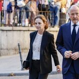 Konstantin de Bulgaria y María García de la Rasilla en el funeral de Juan Gómez-Acebo