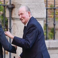 El Rey Juan Carlos en el funeral de Juan Gómez-Acebo