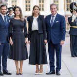 Carlos Felipe y Sofia de Suecia y Magdalena de Suecia y Chris O'Neill en la Apertura del Parlamento Sueco 2024