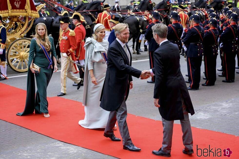 Guillermo Alejandro y Máxima de Holanda y su hija Amalia de Holanda en el Prinsjesdag 2024