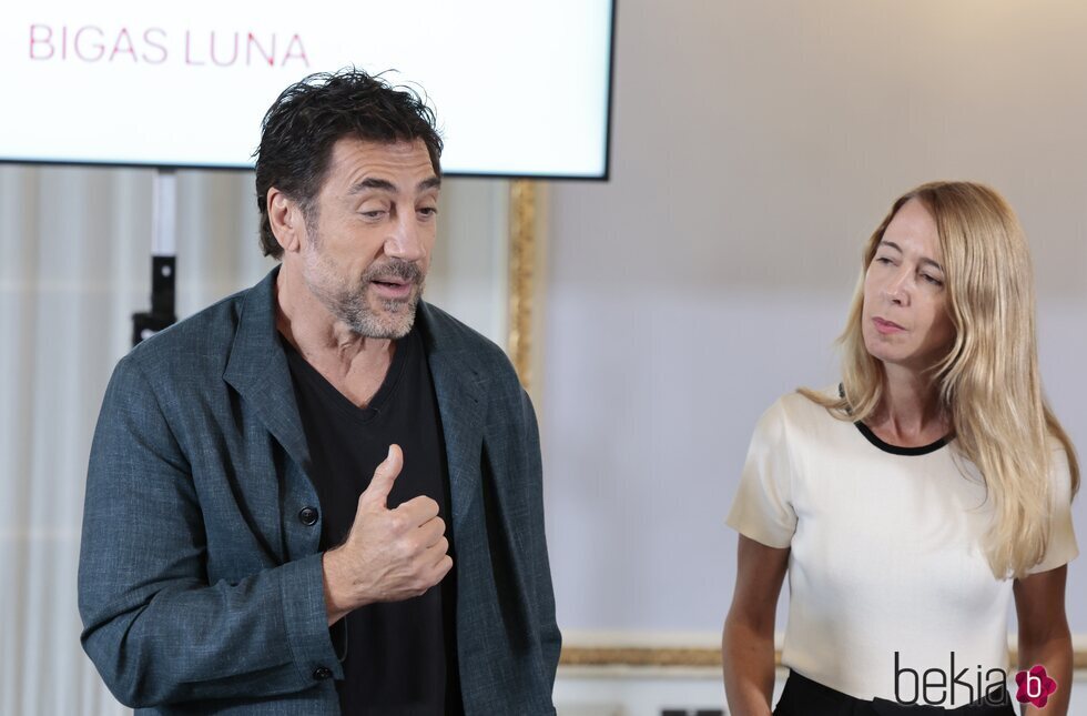 Javier Bardem se enfada en el homenaje a Bigas Luna en el Festival de San Sebastián 2024