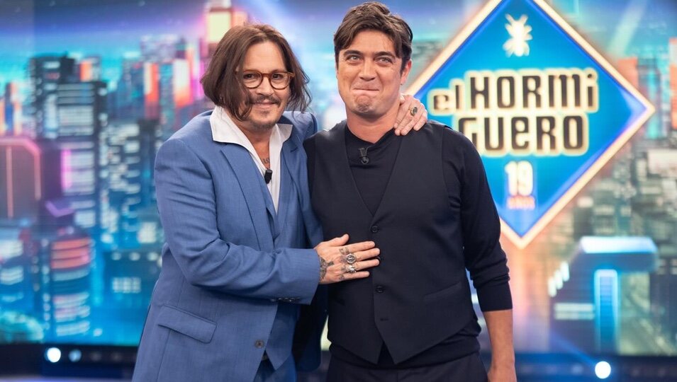 Johnny Depp y Riccardo Scamarcio en 'El Hormiguero'