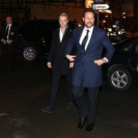 Haakon de Noruega y Marius Borg Høiby en el Concierto del Premio Nobel de la Paz en Oslo