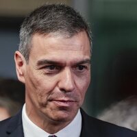 Pedro Sánchez en la premiere de 'La habitación de al lado' de Pedro Almodóvar en el Festival Internacional de Cine de San Sebastián 2024