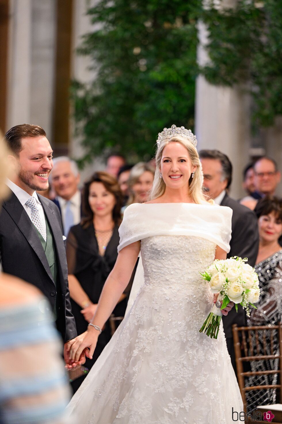 Foto oficial de Theodora de Grecia y Matthew Kumar en la celebración de su boda