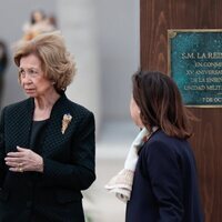 La Reina Sofía y Margarita Robles en el acto por el aniversario de la creación de la UME