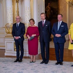 El Primer Ministro de Luxemburgo y la Familia Gran Ducal en la ceremonia en la que Guillermo de Luxemburgo se convirtió en Lugarteniente