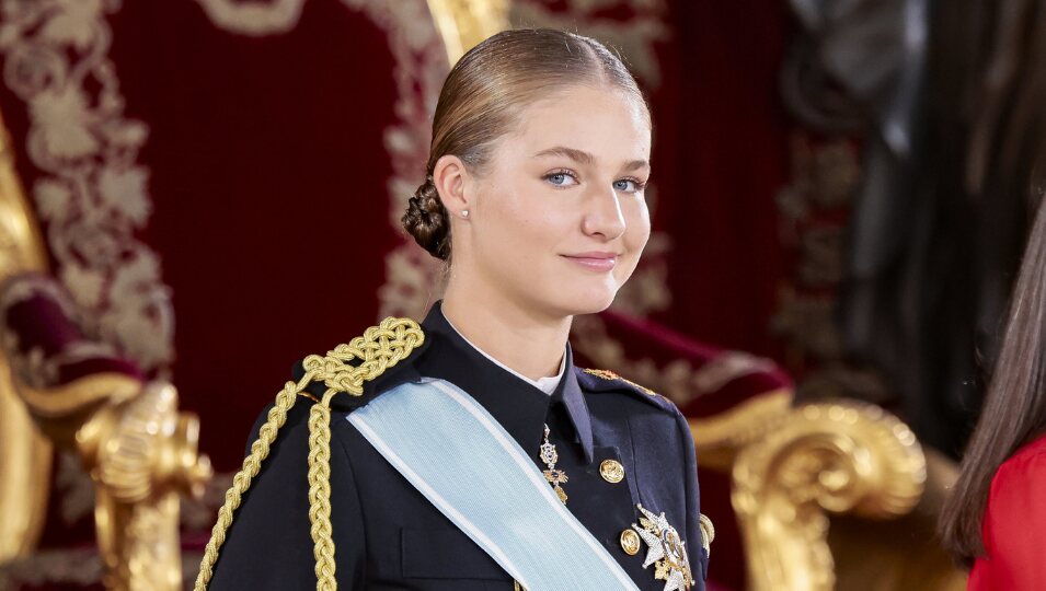 La Princesa Leonor con cara divertida en la recepción oficial por el Día de la Hispanidad 2024