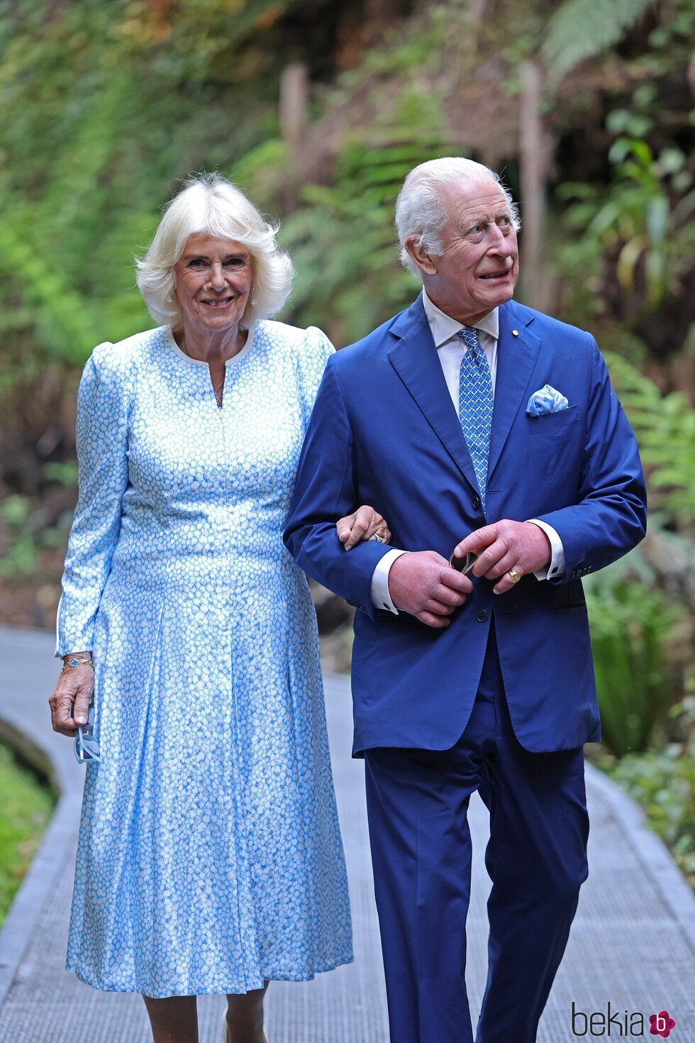 Los Reyes Carlos III y Camilla visitan el Jardín Botánico de Canberra durante su viaje oficial a Australia en octubre de 2024