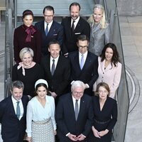 Victoria y Daniel de Suecia, Haakon y Mette-Marit de Noruega y Federico y Mary de Dinamarca en el 25 aniversario de la embajada nórdica en Berlín