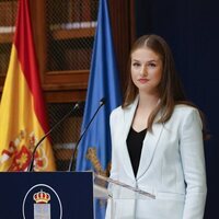 La Princesa Leonor en la biblioteca de la Universidad de Oviedo en el acto de entrega de la Medalla de Asturias