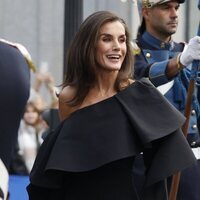 La Reina Letizia en su llegada a los Premios Princesa de Asturias 2024