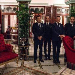 Moulay Rachid, Moulay Hassan de Marruecos, Emmanuel Macron, Mohamed VI y Lalla Khadija de Marruecos en la Visita de Estado del Presidente de Francia a Marr