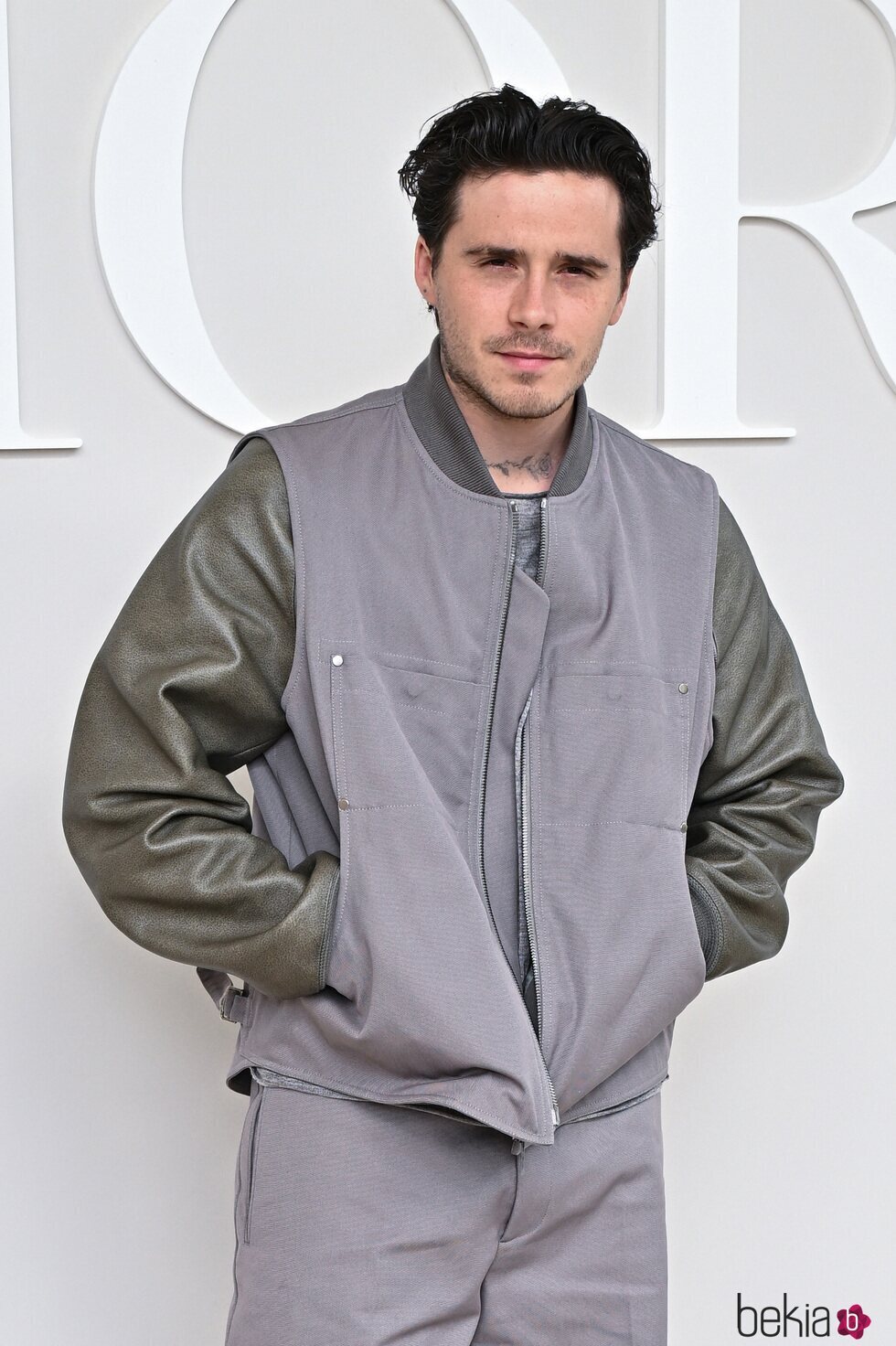 Brooklyn Beckham en la Paris Fashion Week 2024