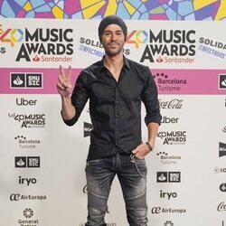 Enrique Iglesias acude a Los 40 Music Awards en Barcelona